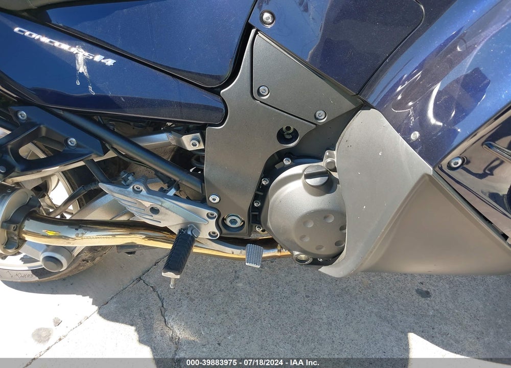 2010 KAWASAKI ZG1400 D VIN: JKBZGND16AA000234