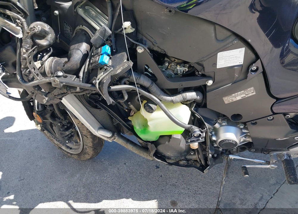 2010 KAWASAKI ZG1400 D VIN: JKBZGND16AA000234