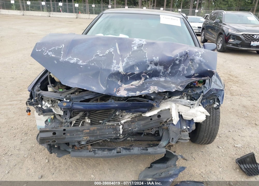 1999 TOYOTA CAMRY LE VIN: JT2BG22K1X0272168