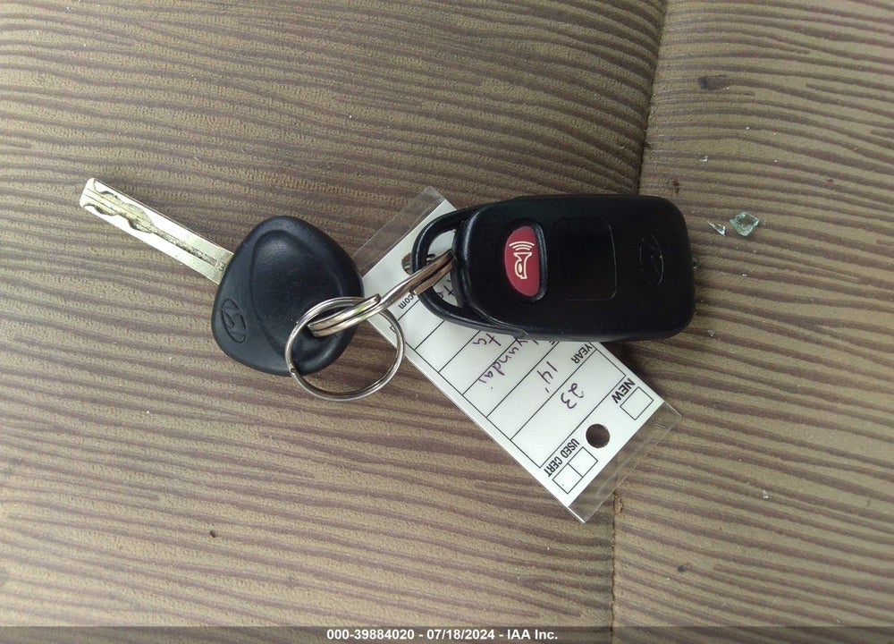 2014 HYUNDAI SONATA GLS VIN: 5NPEB4AC8EH932926