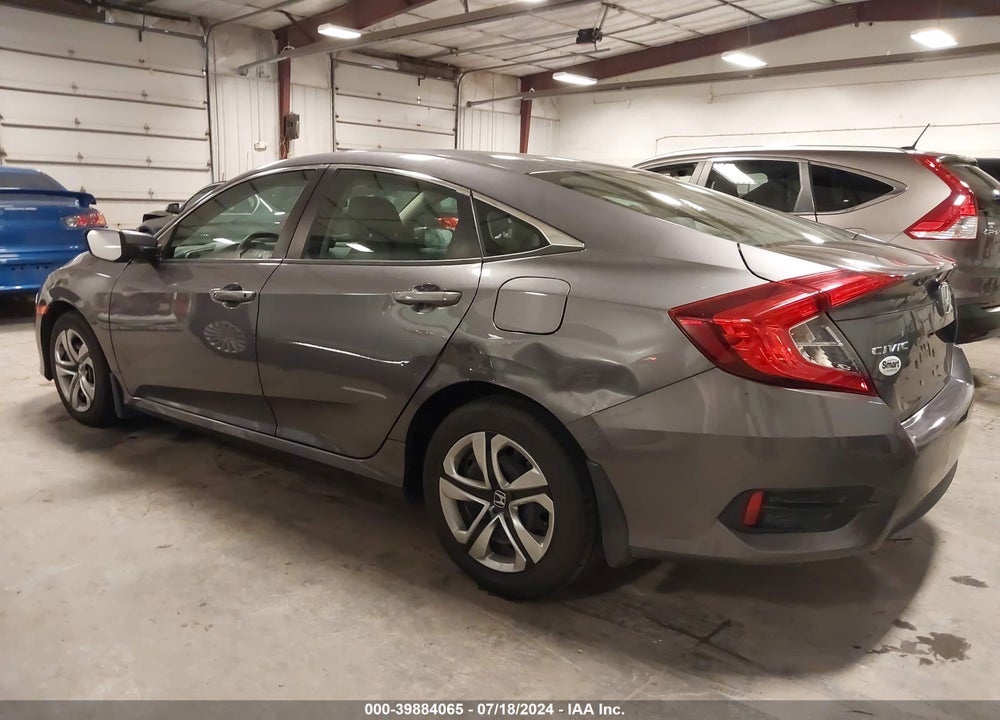 2018 HONDA CIVIC LX VIN: 19XFC2F5XJE005554