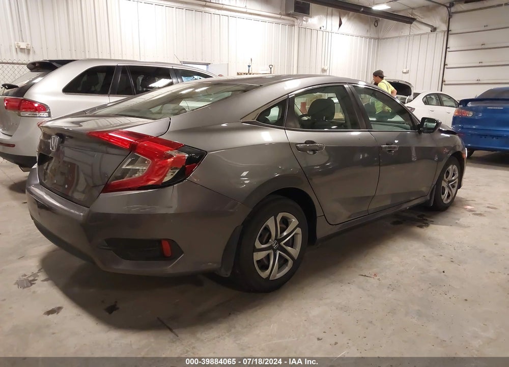 2018 HONDA CIVIC LX VIN: 19XFC2F5XJE005554