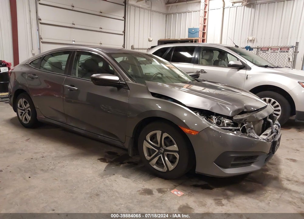 2018 HONDA CIVIC LX VIN: 19XFC2F5XJE005554