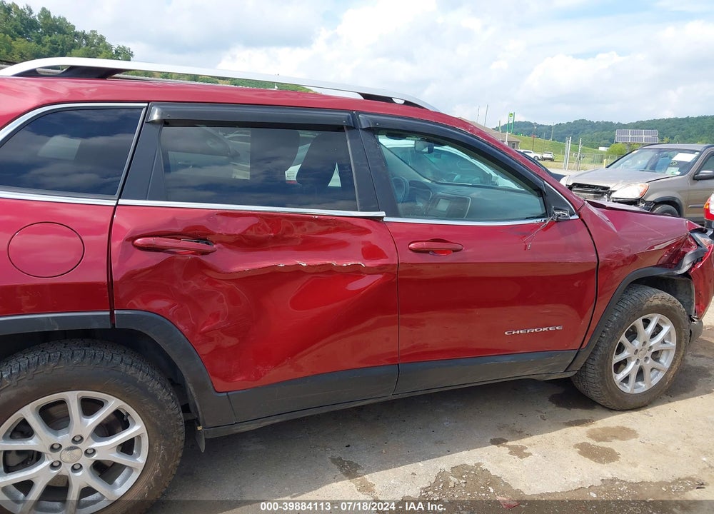 2017 JEEP CHEROKEE LATITUDE 4X4 VIN: 1C4PJMCB2HW556447