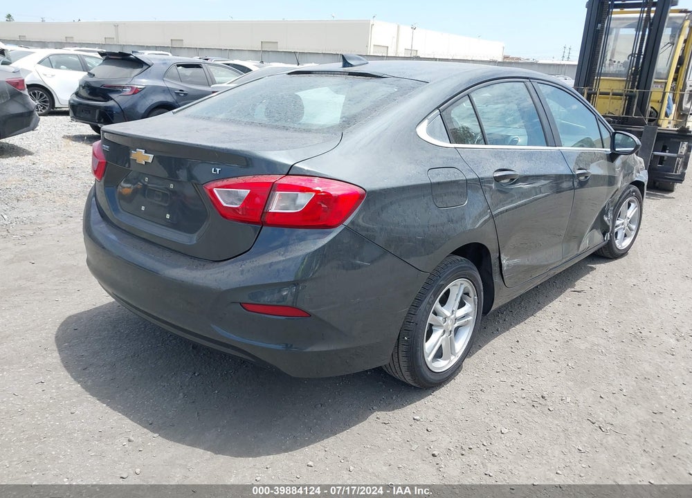 2018 CHEVROLET CRUZE LT AUTO VIN: 1G1BE5SM7J7182546