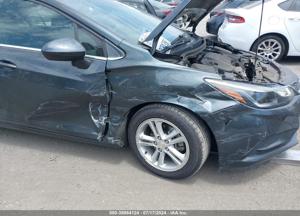 2018 CHEVROLET CRUZE LT AUTO VIN: 1G1BE5SM7J7182546