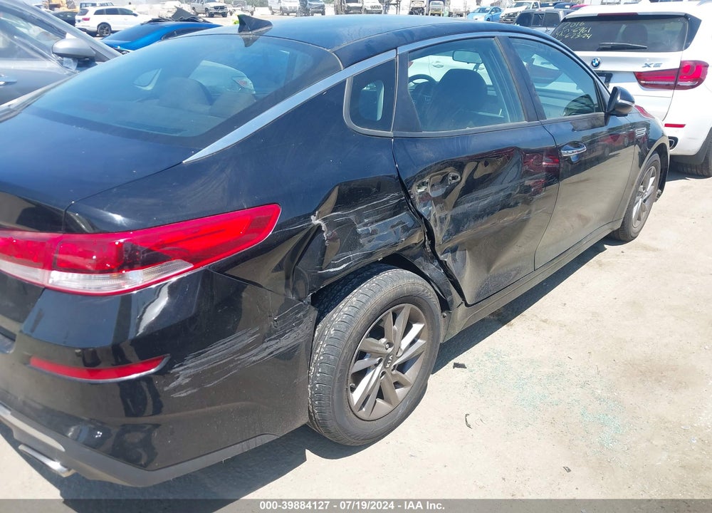 2019 KIA OPTIMA VIN: 5XXGT4L38KG339030
