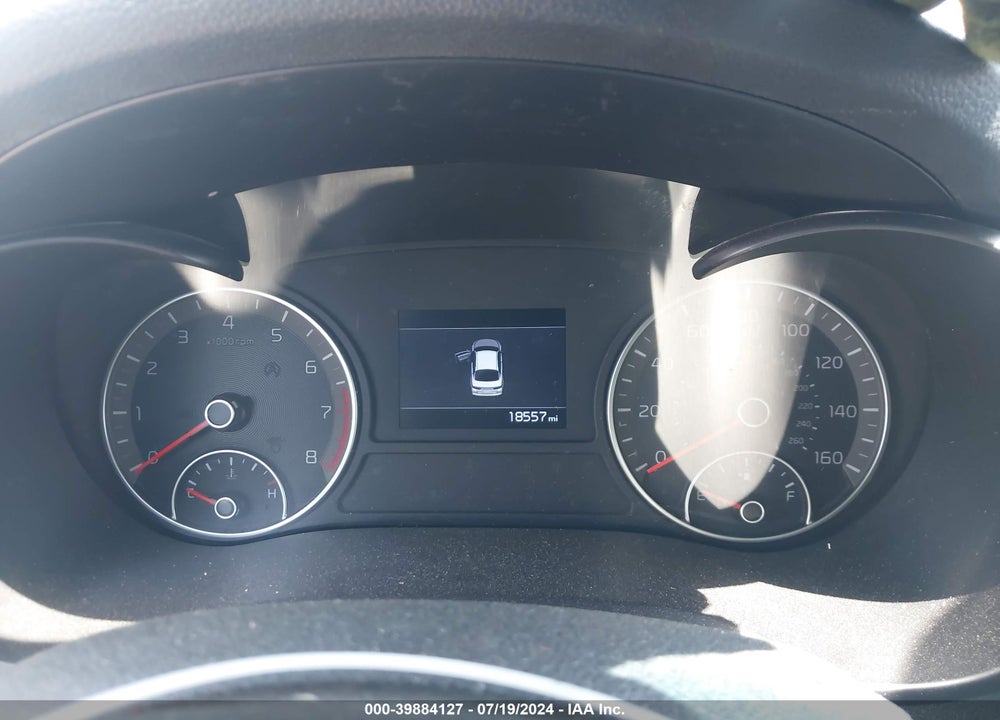 2019 KIA OPTIMA VIN: 5XXGT4L38KG339030