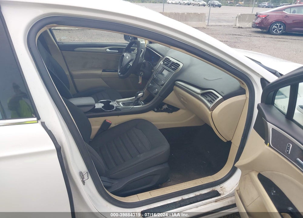 2015 FORD FUSION SE VIN: 1FA6P0H75F5123124
