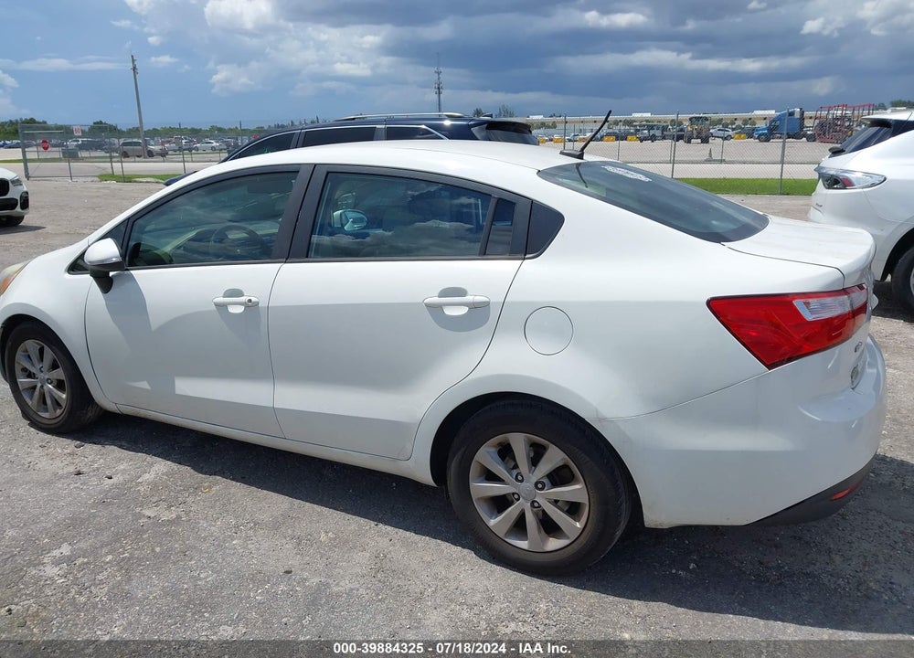 2015 KIA RIO EX VIN: KNADN4A38F6445009