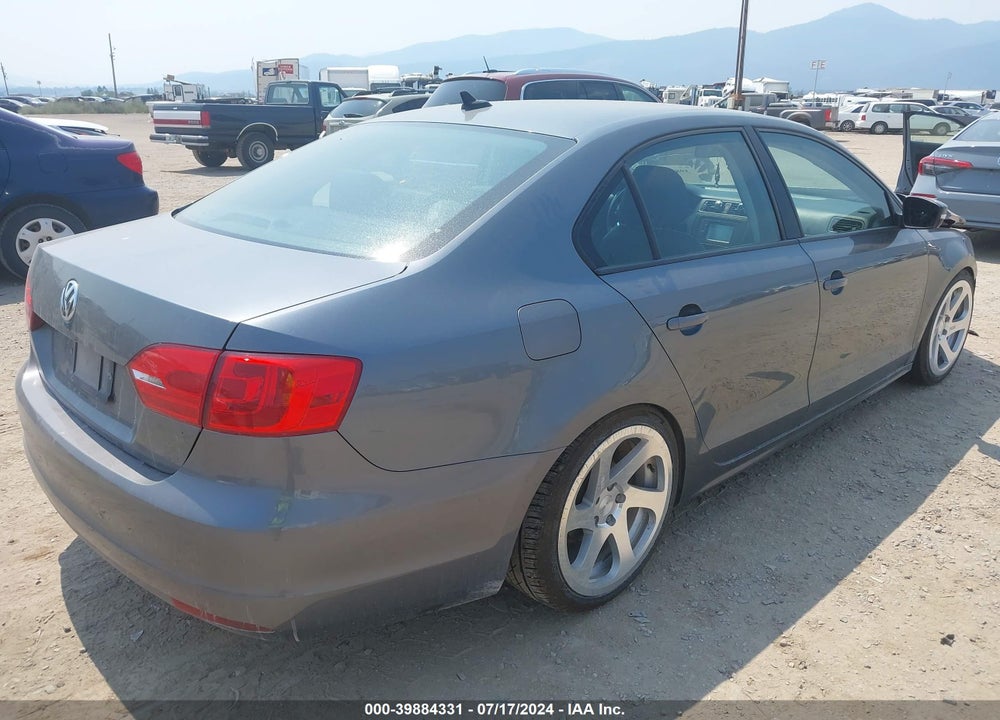 2011 VOLKSWAGEN JETTA 2.5L SE VIN: 3VWDZ7AJ3BM312835