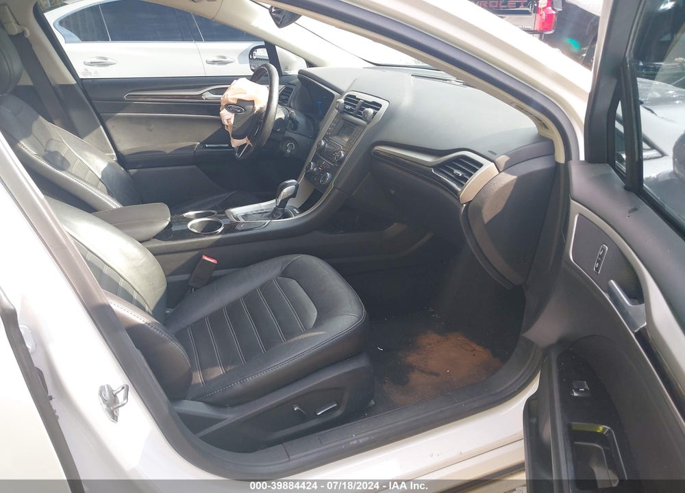 2013 FORD FUSION SE VIN: 3FA6P0HR9DR272261