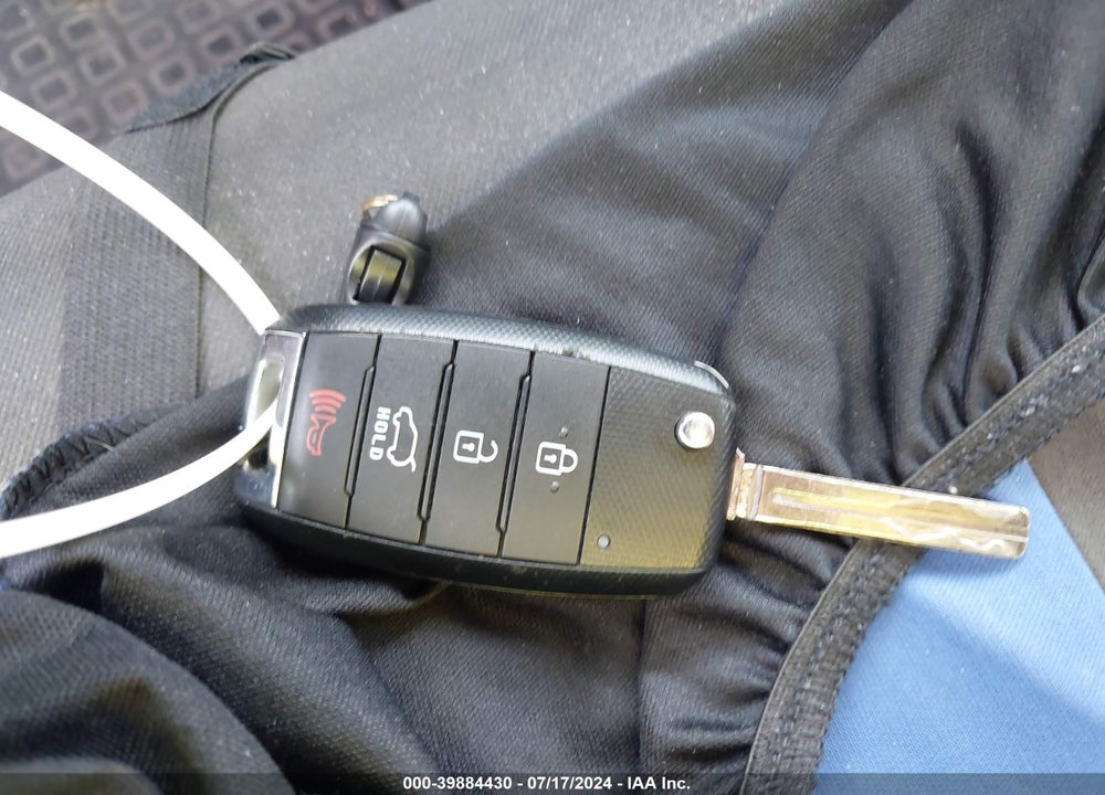 2015 KIA SOUL VIN: KNDJN2A29F7785118