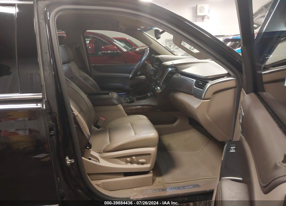 2017 CHEVROLET SUBURBAN LT VIN: 1GNSKHKC3HR190710