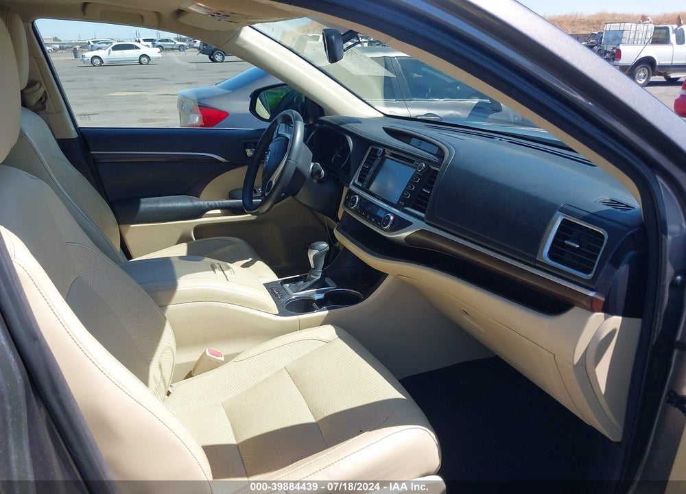2015 TOYOTA HIGHLANDER LIMITED V6 VIN: 5TDDKRFH4FS110021