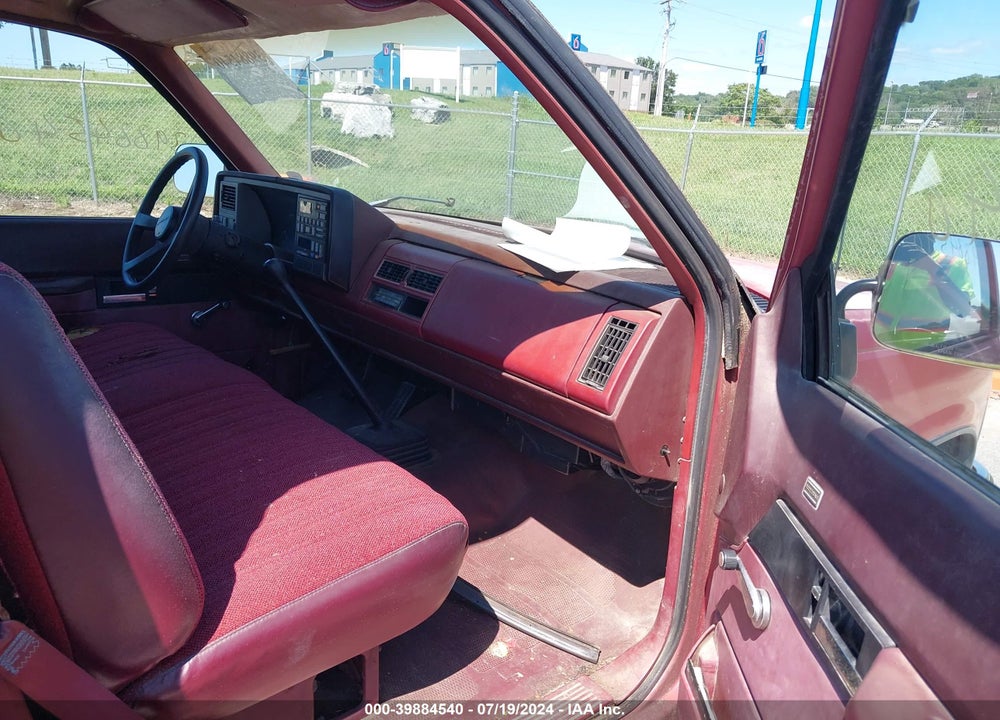 1990 CHEVROLET GMT-400 C2500 VIN: 1GCFC24K0LZ134726
