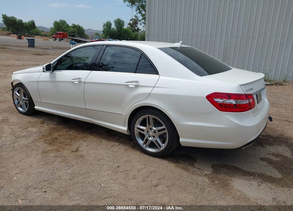 2013 MERCEDES-BENZ E 550 4MATIC VIN: WDDHF9BB3DA680504