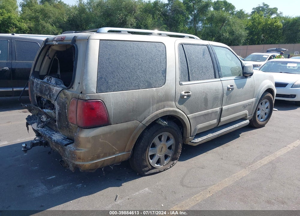 2004 LINCOLN NAVIGATOR VIN: 5LMFU28RX4LJ28367