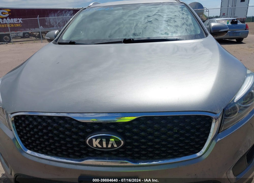 2016 KIA SORENTO 2.4L LX VIN: 5XYPGDA3XGG170025
