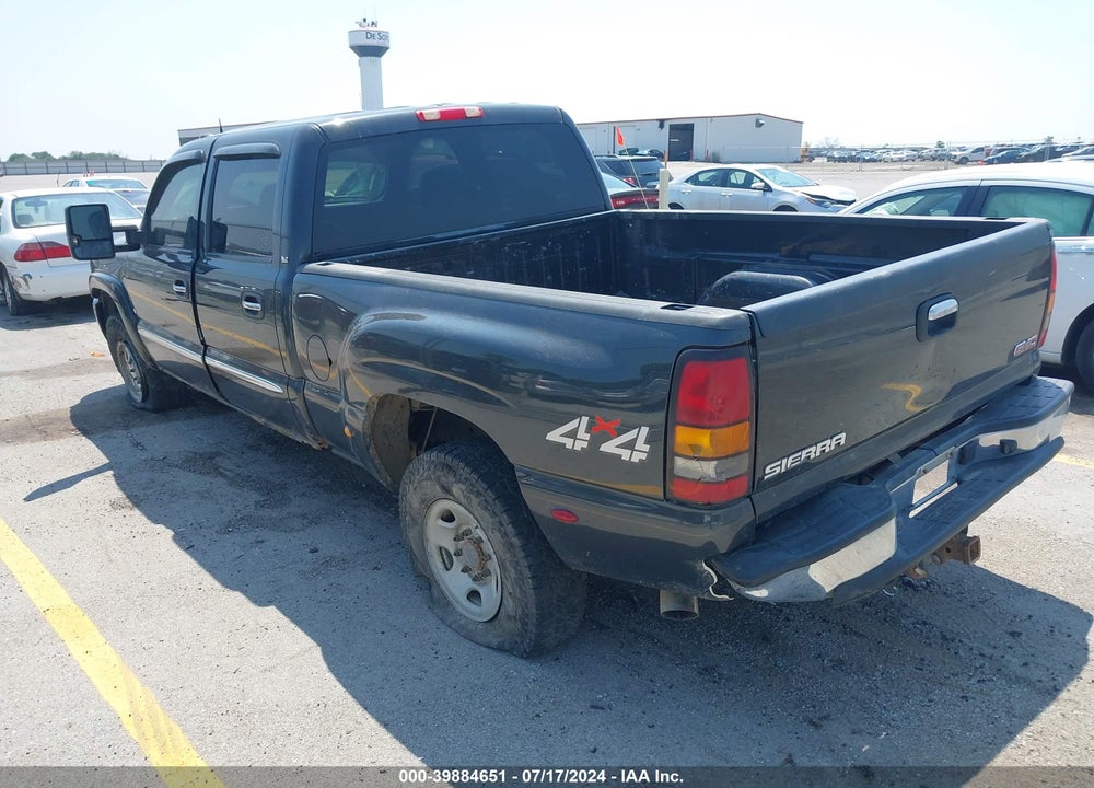 2005 GMC SIERRA 1500HD SLT VIN: 1GTGK13U15F928921