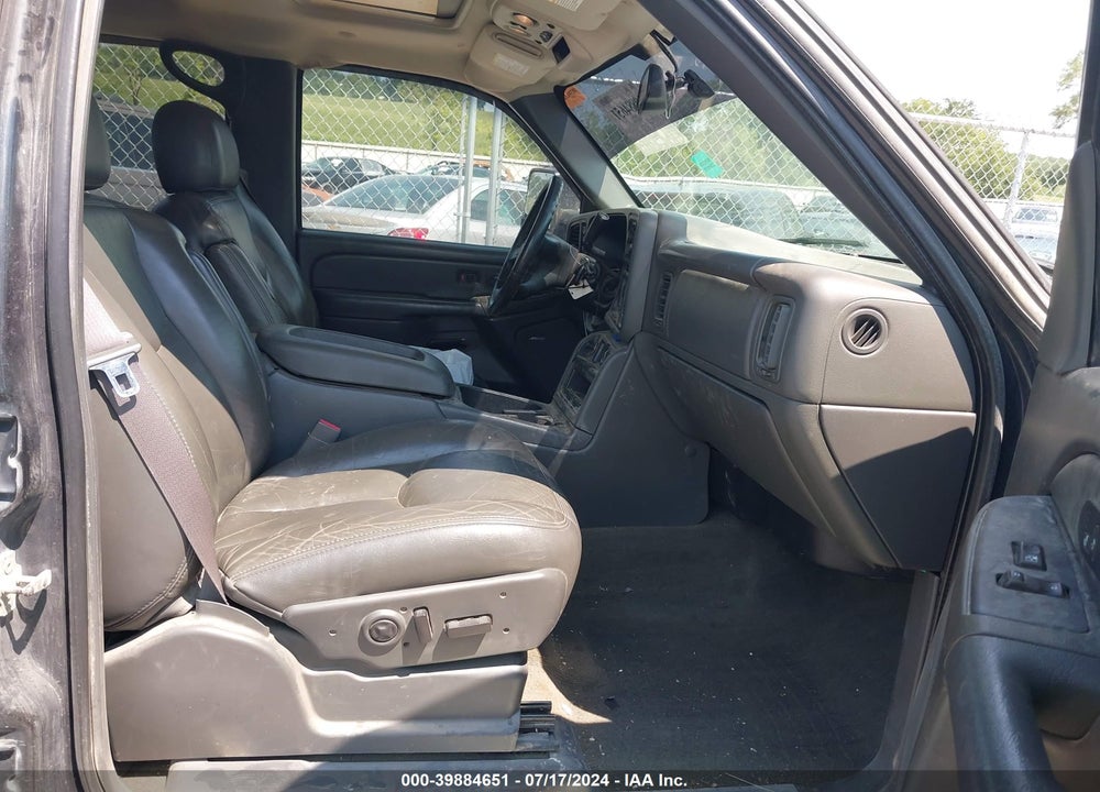 2005 GMC SIERRA 1500HD SLT VIN: 1GTGK13U15F928921