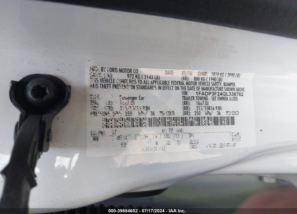 2016 FORD FOCUS SE VIN: 1FADP3F24GL338782