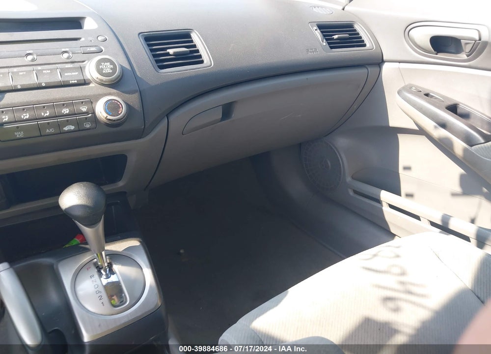 2010 HONDA CIVIC LX VIN: 19XFA1F55AE032399