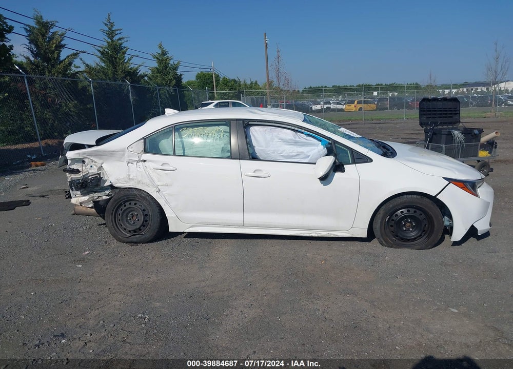 2020 TOYOTA COROLLA LE VIN: JTDEPRAEXLJ087646