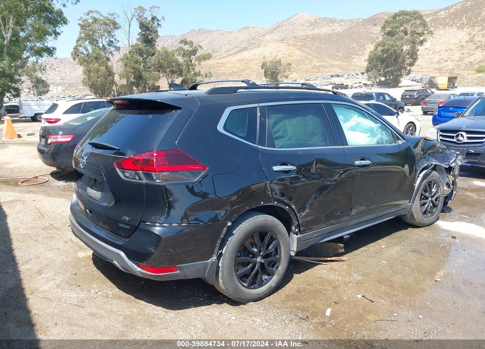 2018 NISSAN ROGUE SV VIN: 5N1AT2MT6JC818128