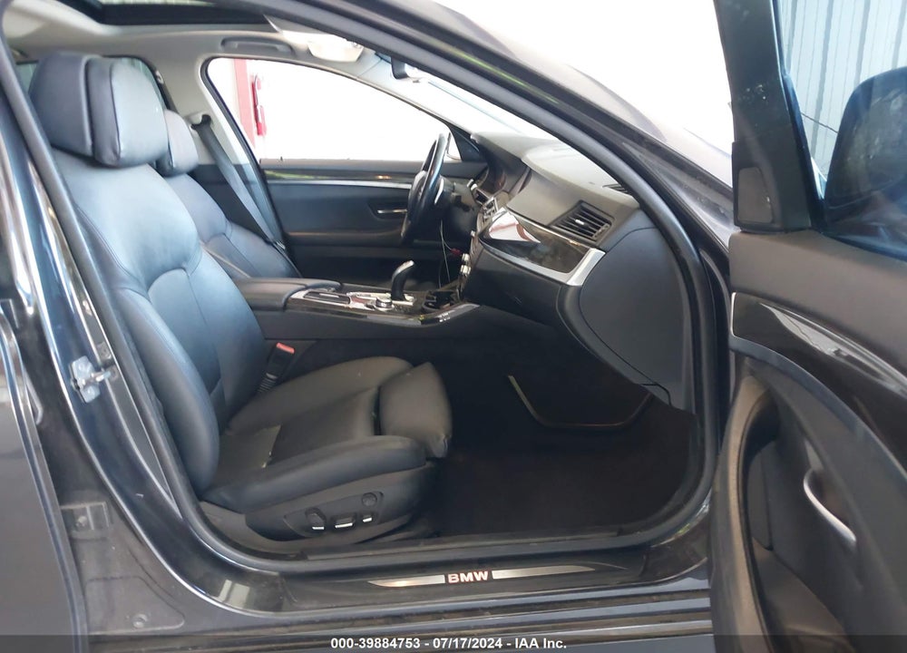2011 BMW 550I VIN: WBAFR9C55BC758278