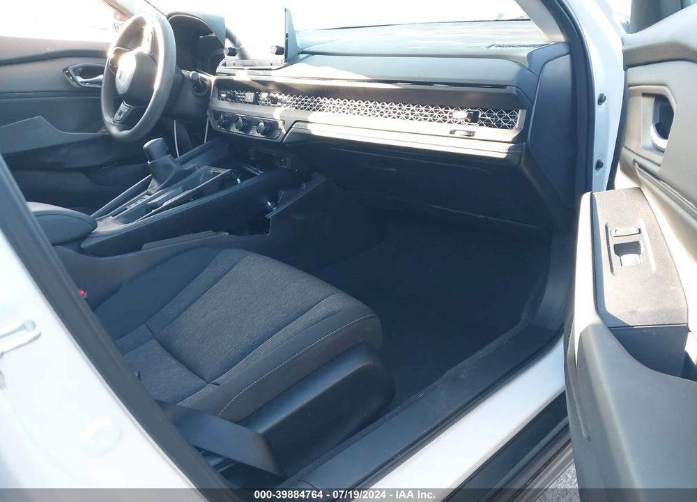 2024 HONDA ACCORD EX VIN: 1HGCY1F31RA002748