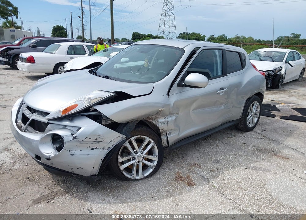 2014 NISSAN JUKE SV VIN: JN8AF5MR5ET453713
