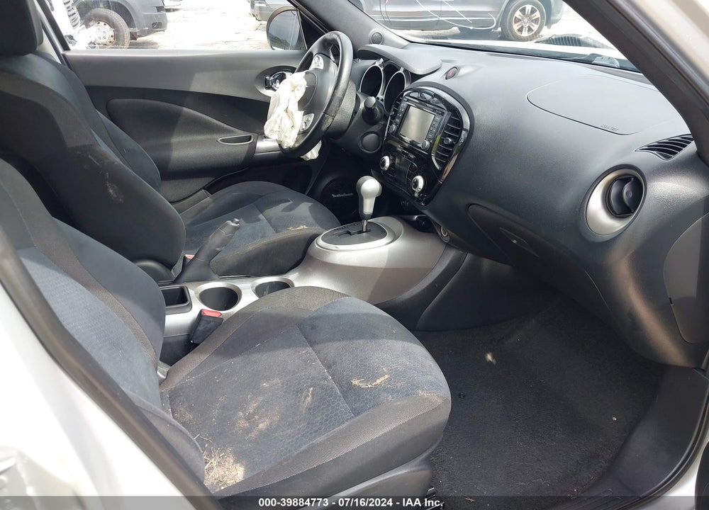2014 NISSAN JUKE SV VIN: JN8AF5MR5ET453713