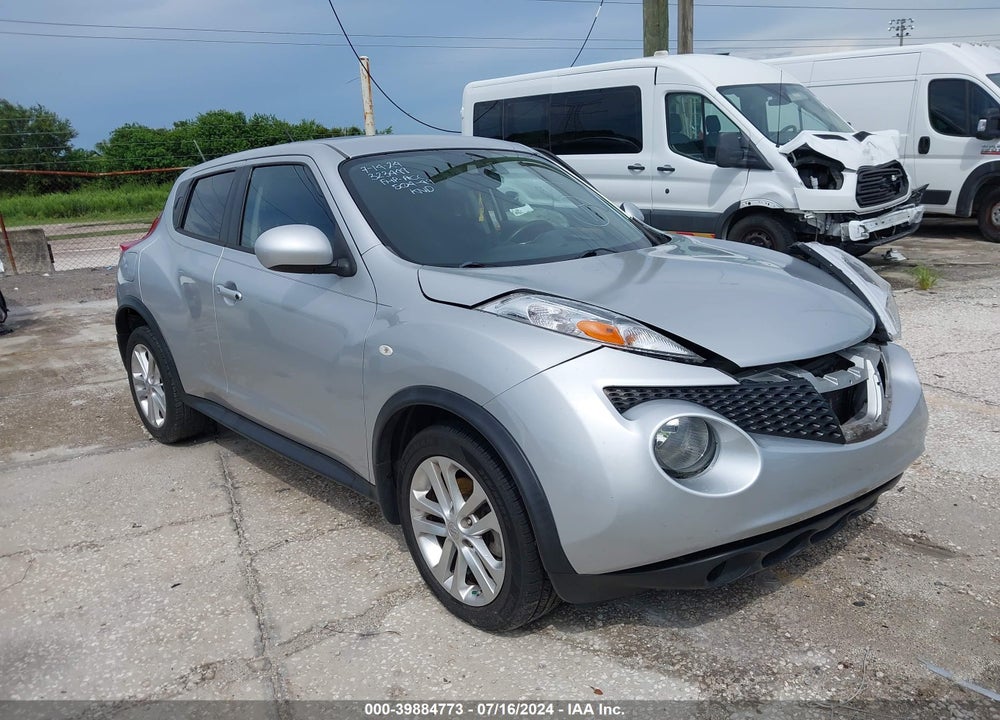 2014 NISSAN JUKE SV VIN: JN8AF5MR5ET453713