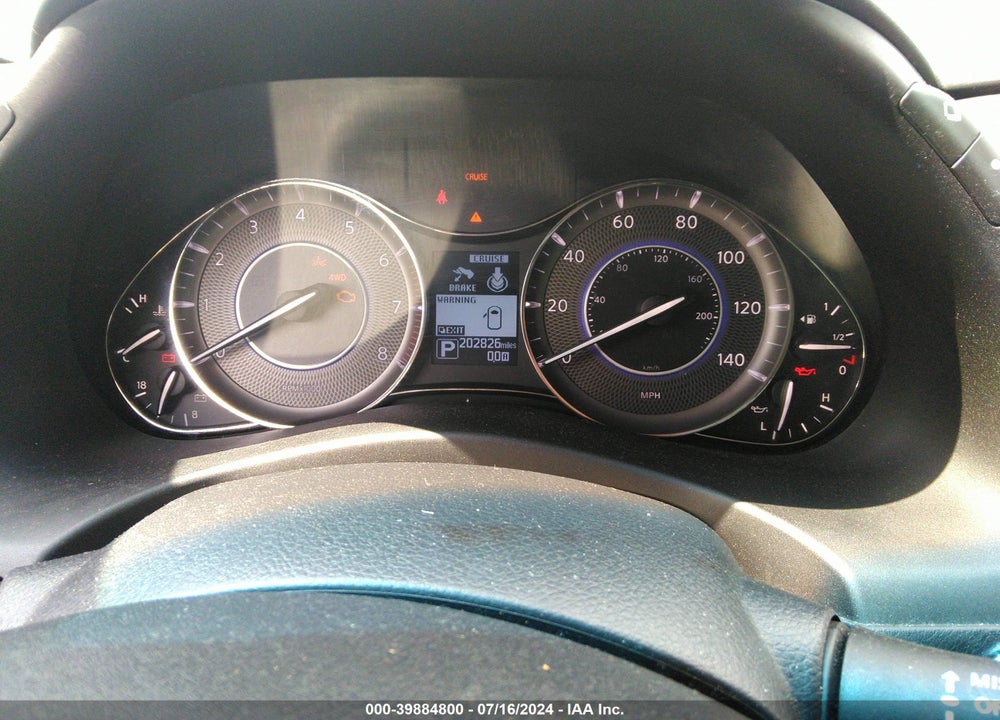 2016 INFINITI QX80 VIN: JN8AZ2NC4G9401070