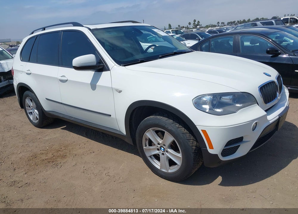 2013 BMW X5 XDRIVE35I/XDRIVE35I PREMIUM/XDRIVE35I SPORT ACTIVITY VIN: 5UXZV4C55D0B05552