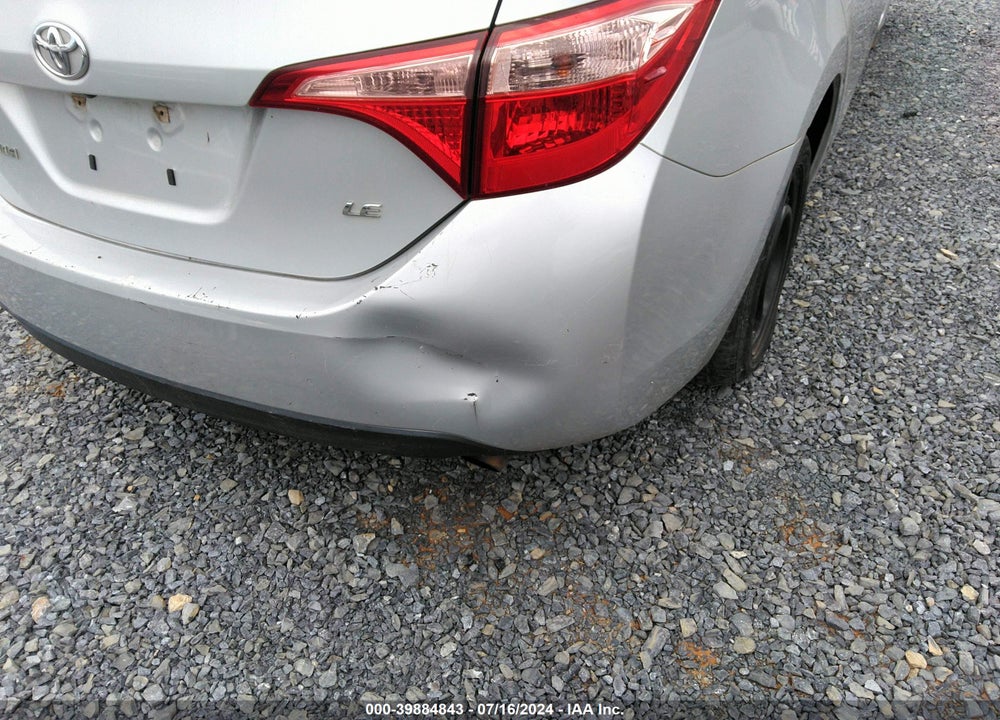 2017 TOYOTA COROLLA LE VIN: 2T1BURHE4HC832718