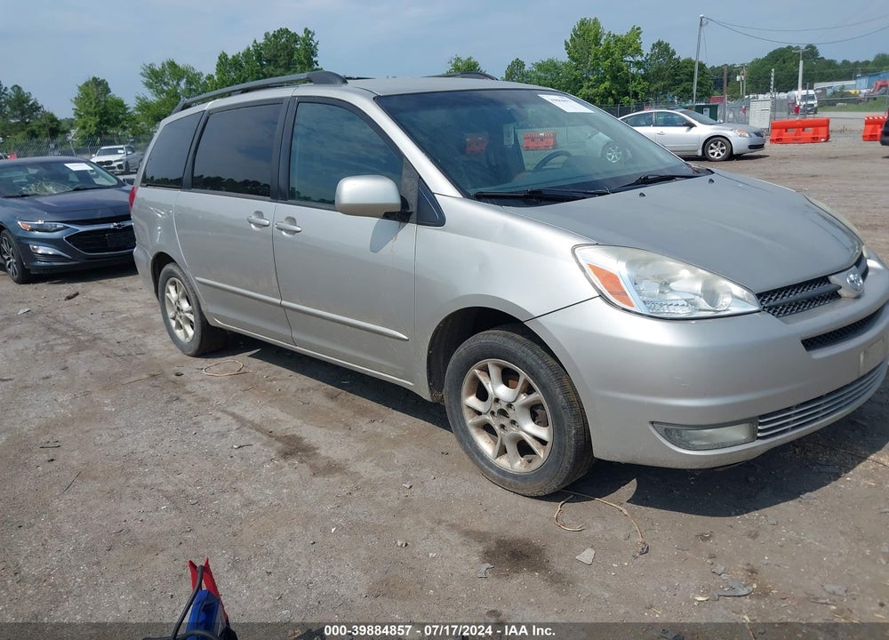 2004 TOYOTA SIENNA XLE VIN: 5TDZA22C94S156516