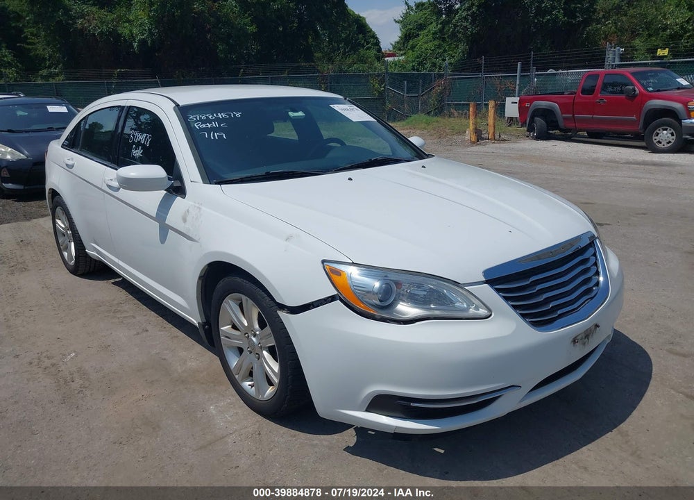 2013 CHRYSLER 200 LX VIN: 1C3CCBAB0DN670600