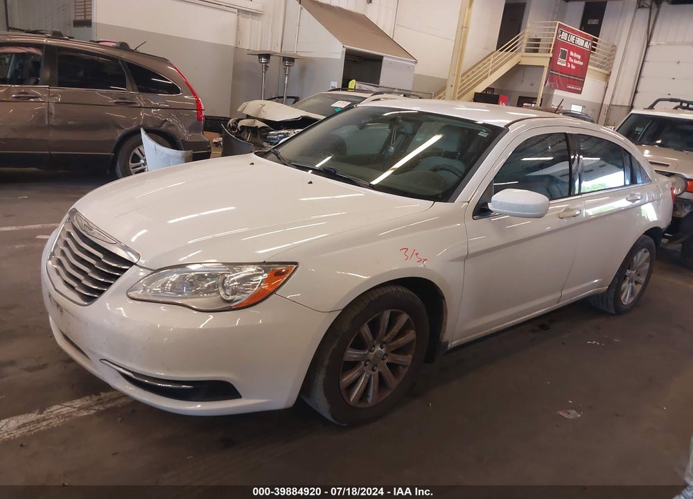 2014 CHRYSLER 200 TOURING VIN: 1C3CCBBB7EN185936