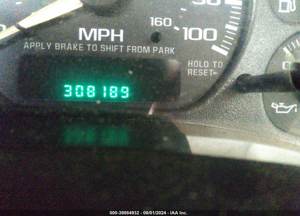 2002 CHEVROLET TAHOE LT VIN: 1GNEC13ZX2J337213