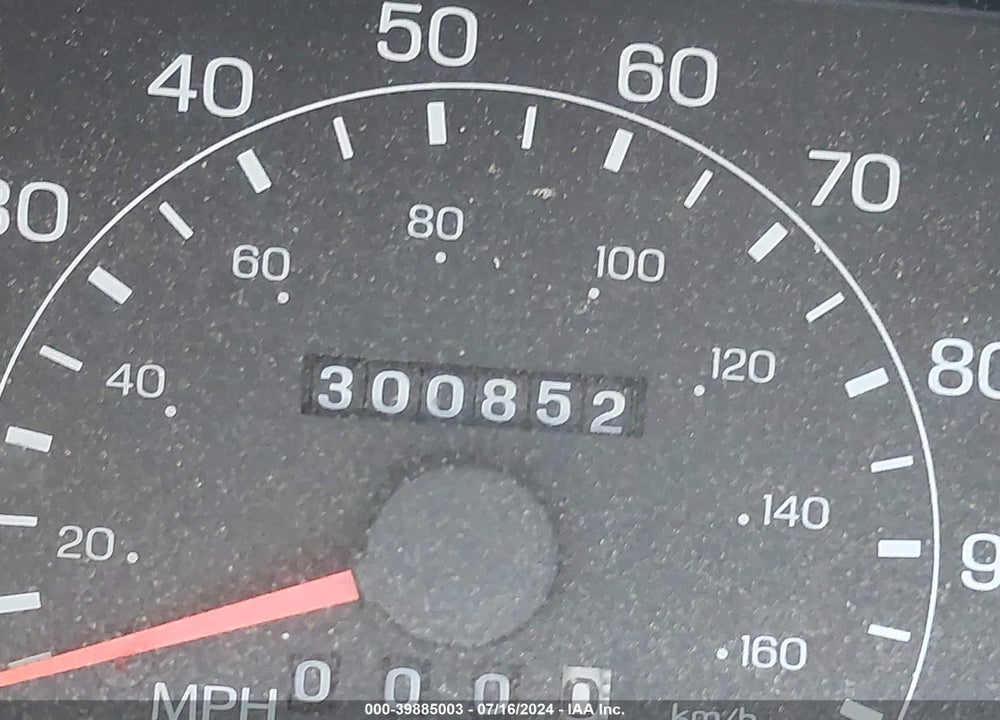2000 FORD EXCURSION XLT VIN: 1FMNU41S5YEC00769