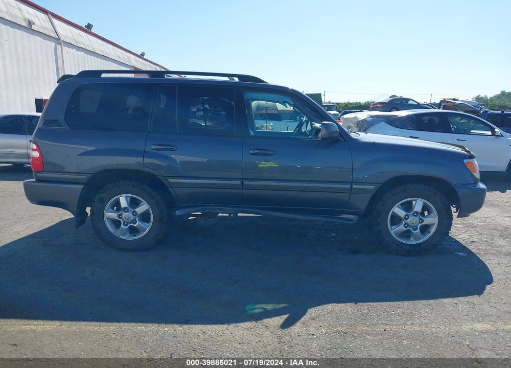 2005 TOYOTA LAND CRUISER V8 VIN: JTEHT05JX52079504