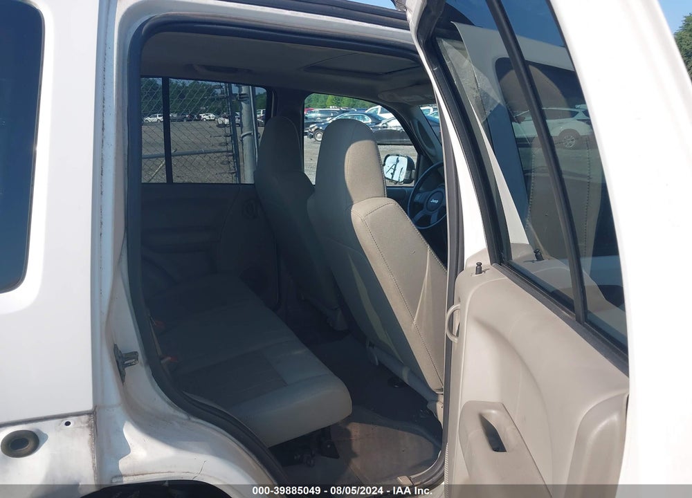 2007 JEEP LIBERTY SPORT VIN: 1J4GL48K57W567115