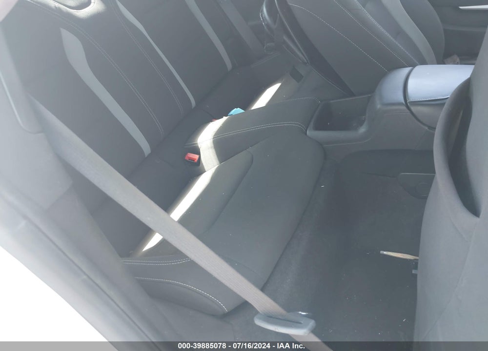 2018 CHEVROLET CAMARO 1LT VIN: 1G1FB1RS7J0103702