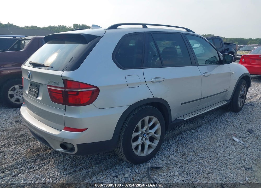 2012 BMW X5 XDRIVE35I/XDRIVE35I PREMIUM/XDRIVE35I SPORT ACTIVITY VIN: 5UXZV4C5XCL758064