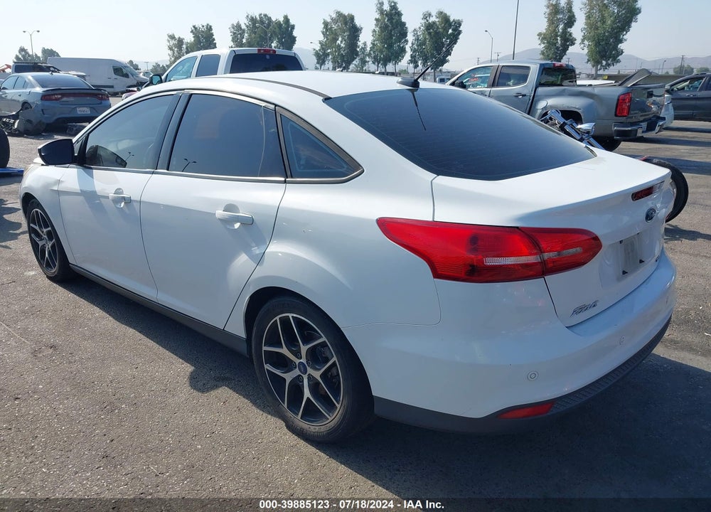 2017 FORD FOCUS SEL VIN: 1FADP3H28HL314581
