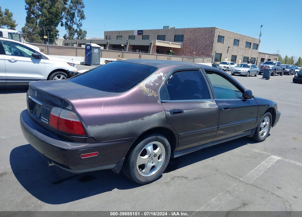 1997 HONDA ACCORD SE VIN: 1HGCD5606VA246687