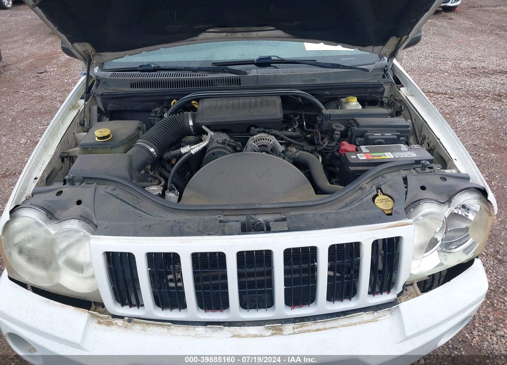 2005 JEEP GRAND CHEROKEE LAREDO VIN: 1J4GS48K05C689804