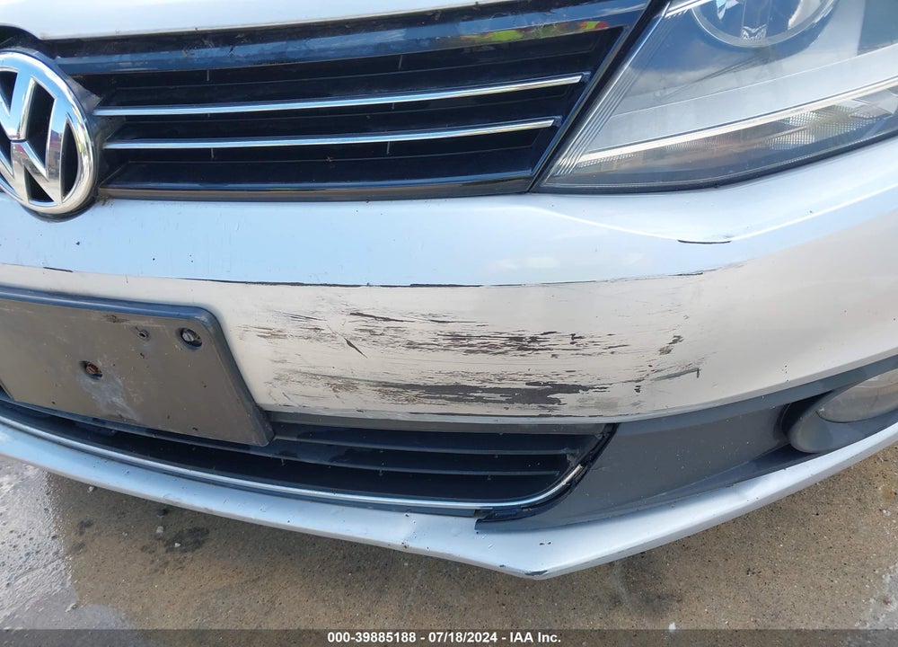 2012 VOLKSWAGEN JETTA 2.5L SEL VIN: 3VWLP7AJ5CM428590